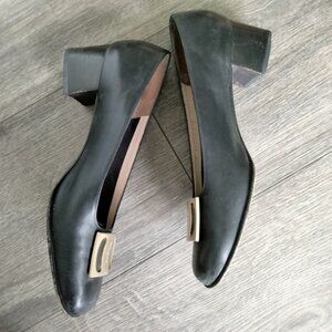 Salvatore Ferragamo Boutique Vintage Black Leather Woman Shoes Made in Italy